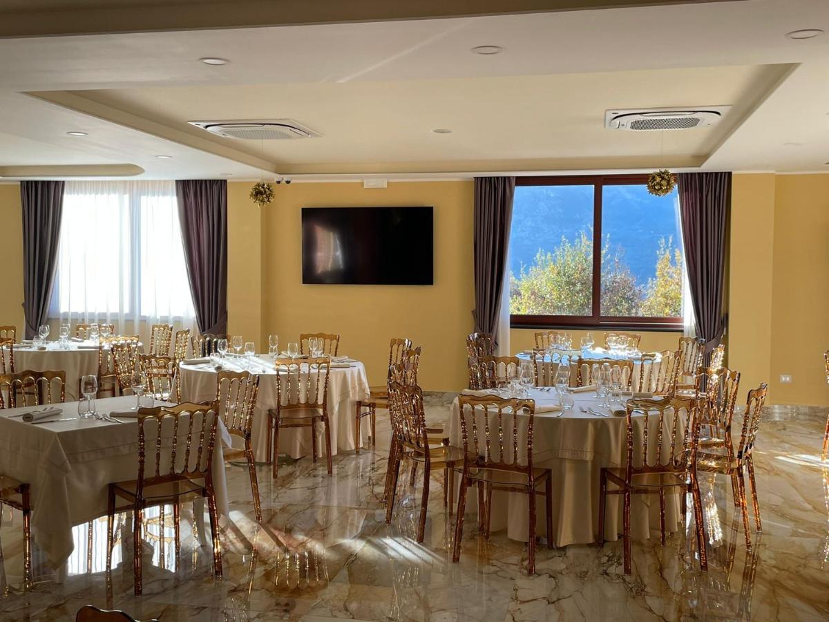 Hotel Ristorante Villa Terry ラウリーア・インフェリオーレ エクステリア 写真