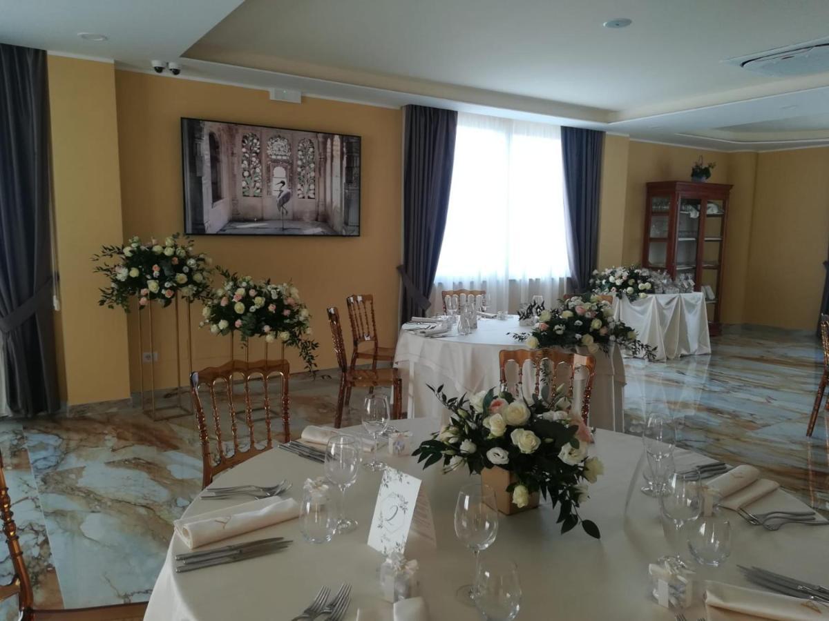 Hotel Ristorante Villa Terry ラウリーア・インフェリオーレ エクステリア 写真
