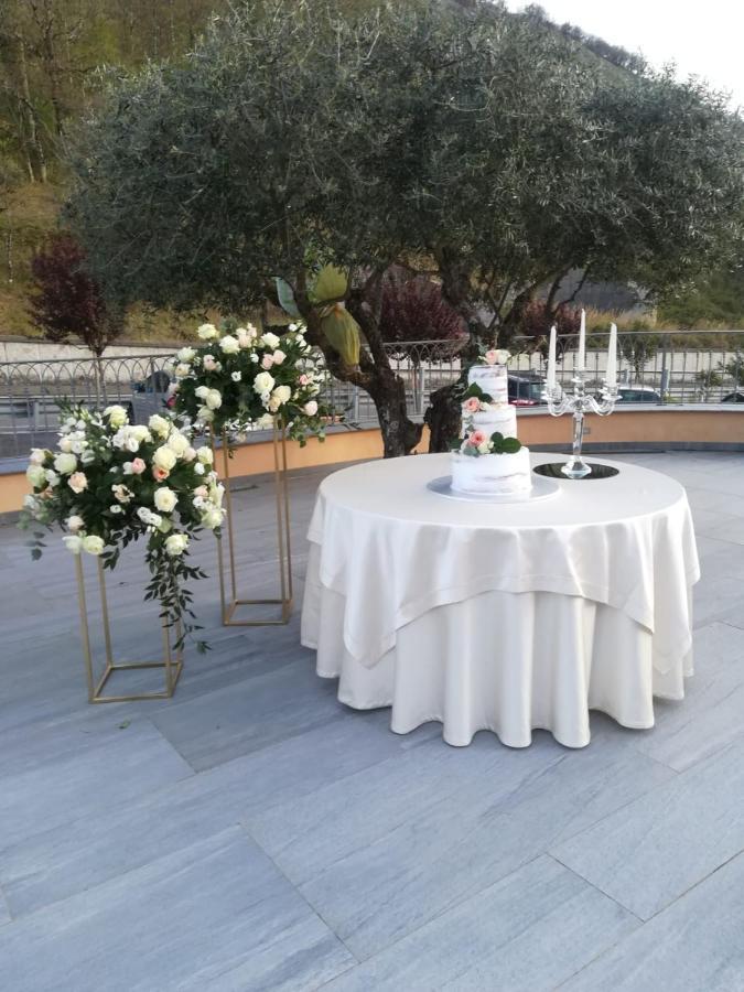 Hotel Ristorante Villa Terry ラウリーア・インフェリオーレ エクステリア 写真